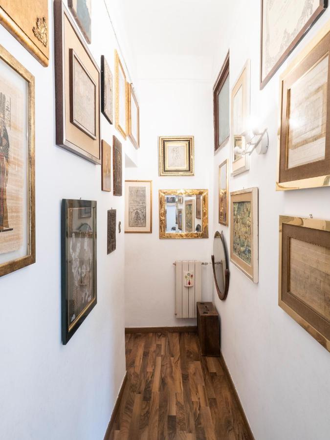 Central Apartment In Trastevere ローマ エクステリア 写真