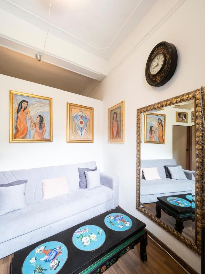 Central Apartment In Trastevere ローマ エクステリア 写真